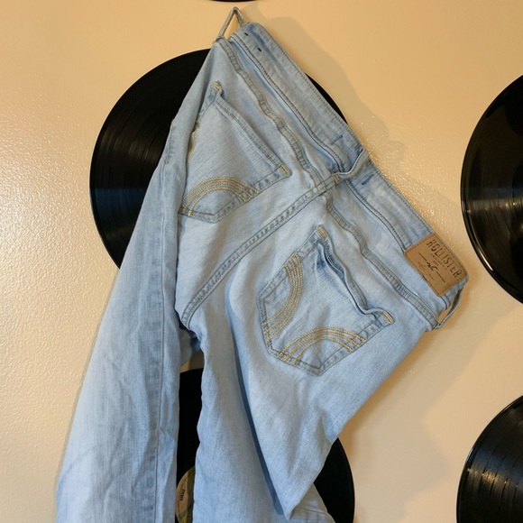 Hollister Denim - - Hollister -